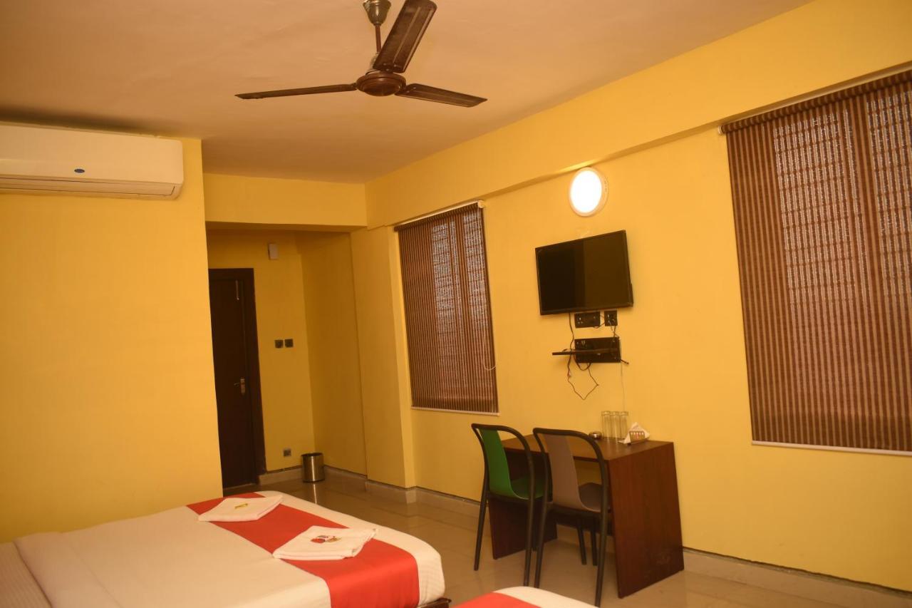 Hotel Jaypee Inn Hāora Екстериор снимка
